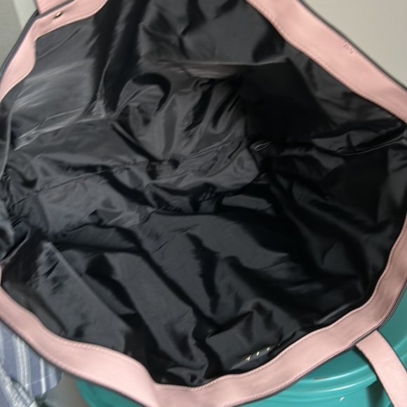 Victoria’s Secret Bags Set - 3 Signature Sequined Tote Make Up Bags Bundle - Picture 14 of 15